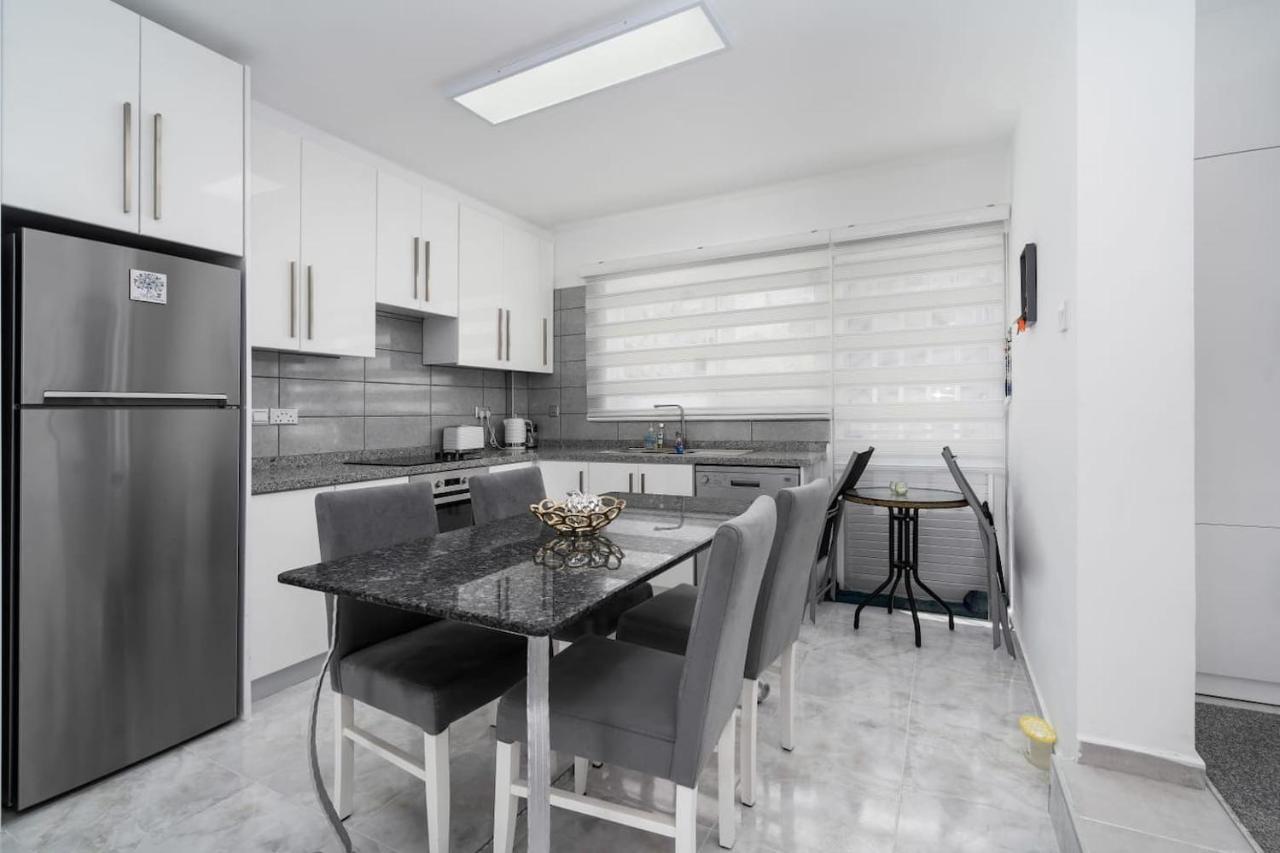Villa Blue Kyrenia  Ngoại thất bức ảnh